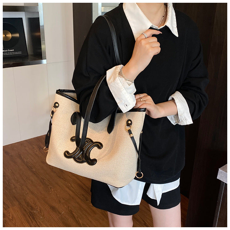 Chic &amp; Spacious Everyday Tote Bag