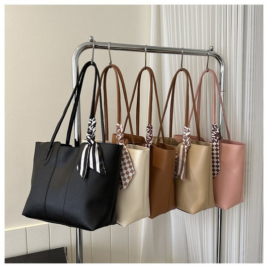 Elegant PU Leather Tote Bag – Lightweight &amp; Stylish