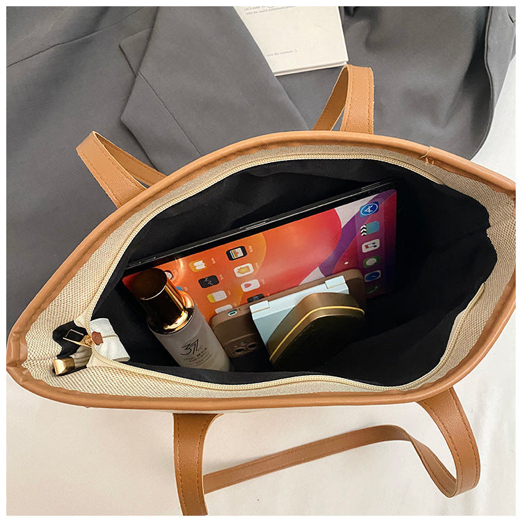 Chic &amp; Spacious Everyday Tote Bag