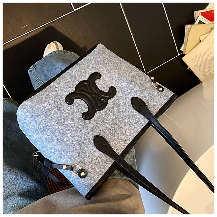 Chic &amp; Spacious Everyday Tote Bag