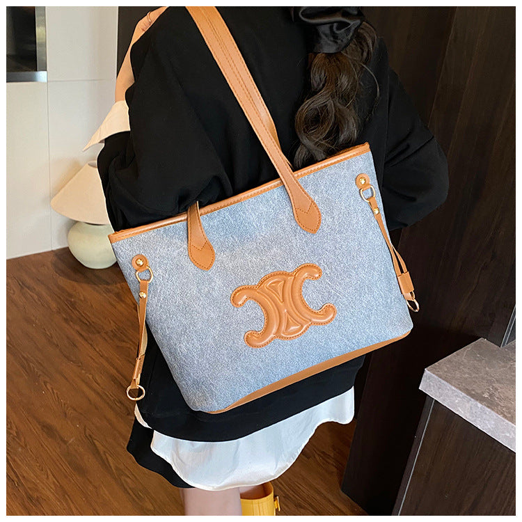 Chic &amp; Spacious Everyday Tote Bag