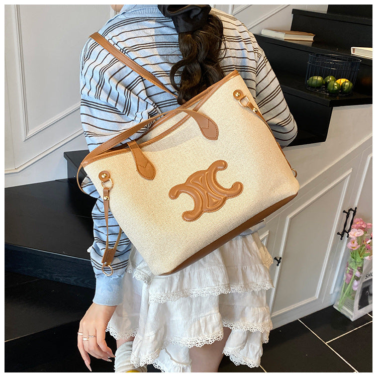 Chic &amp; Spacious Everyday Tote Bag