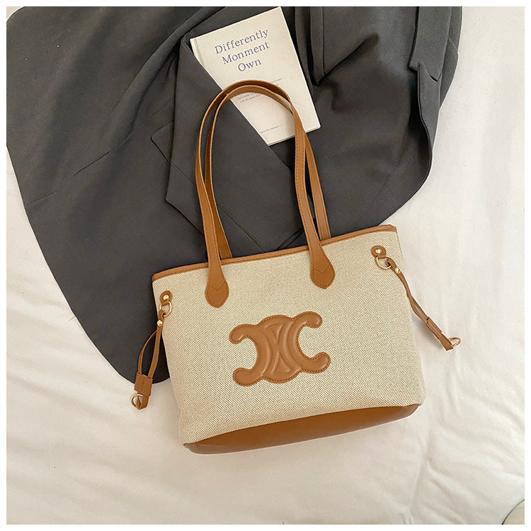 Chic &amp; Spacious Everyday Tote Bag